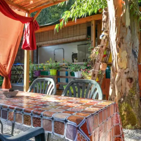 Campsite Chalet Nel Verde Di Cavo